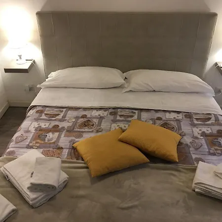 Saint Peter's Roof Guest house Rome