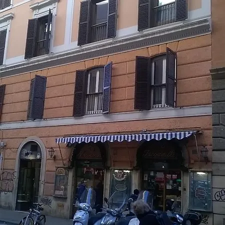 B&b&courtesy Couette-café