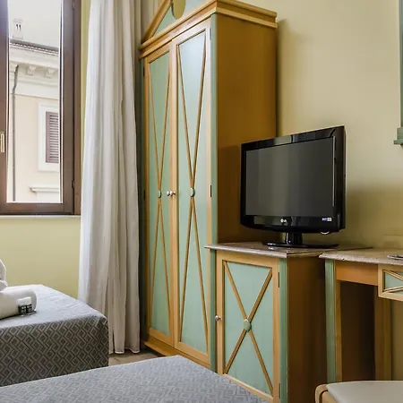 Exe Domus Aurea Hotel 3*
