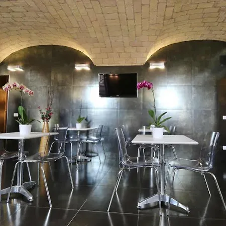 Residenza Adriana Рим