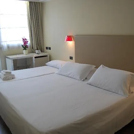 Tor Vergata 4*