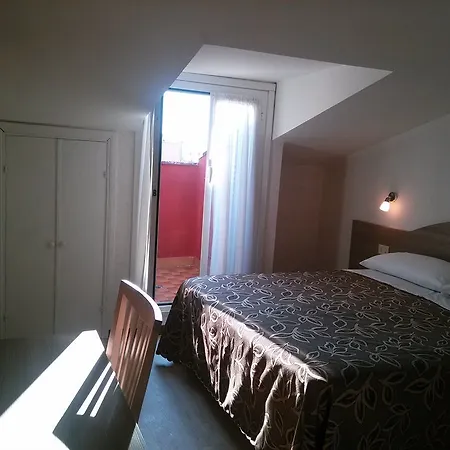 Hotel Concorde 2*