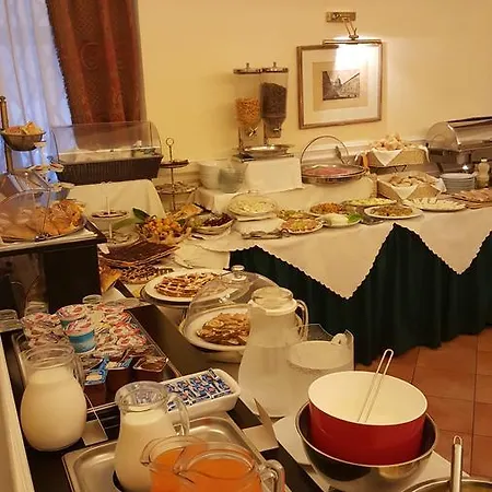 Relais Antico Palazzo Rospigliosi Hotel 4*