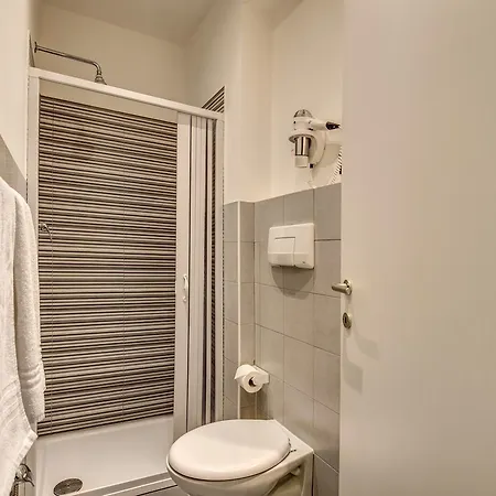 Enzo Luxury Guest house 3*