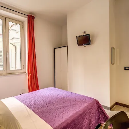 Enzo Luxury 3* Rome