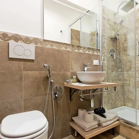 Vatican Qg Guest house