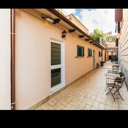 Statilia Guest house