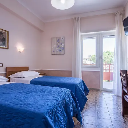 Hotel Casa Tra Noi 3*