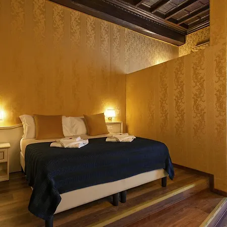 Canova In Spanish Steps Guest house Rome