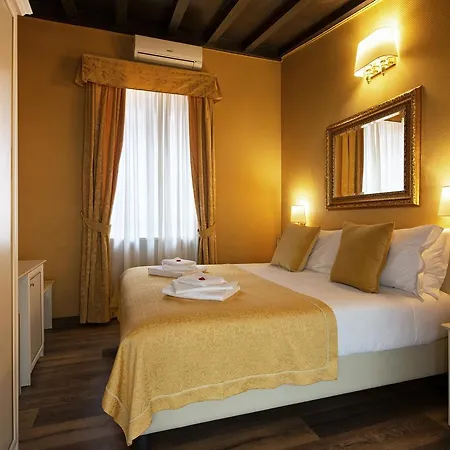 Guest house Canova In Spanish Steps Rome