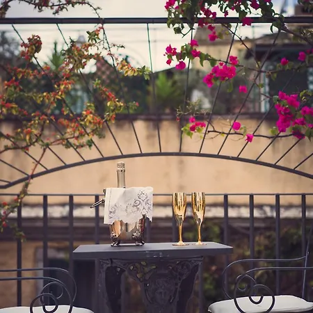 Hotel Antica 3*