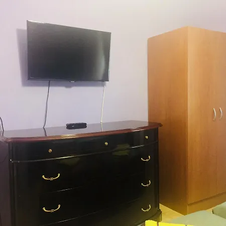 Hostal City