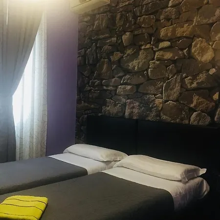 City Hostal