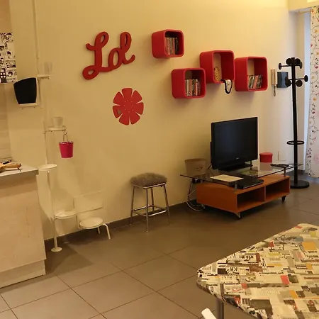 New Artistic Flat Рим