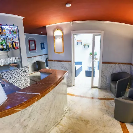 Anfiteatro Flavio 3* Rome