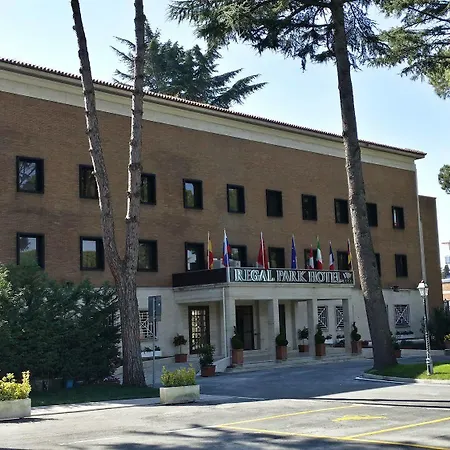 Hotel Regal Park 4*