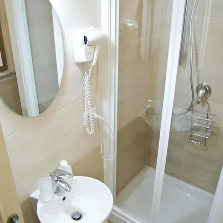 Hotel Martini Bed Rome