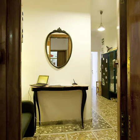 Hotel Martini Bed Rome