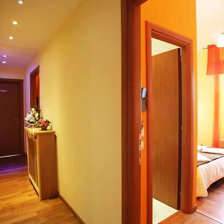 Domus Domas & Boutique - Golden Keys Collection Nocleg ze śniadaniem Rzym