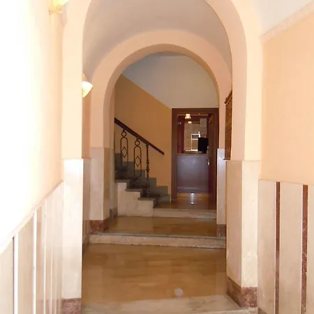 Hotel Papa Germano 2*