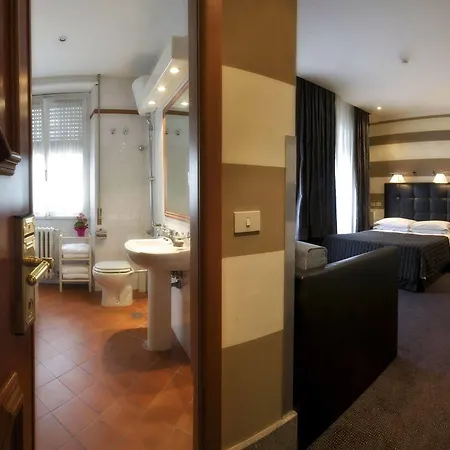 Hotel Panama Garden 4*