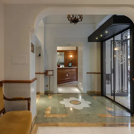 Borromeo Hotel 3*