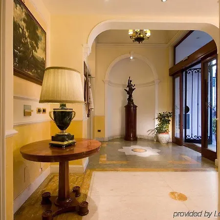 Hotel Borromeo 3*
