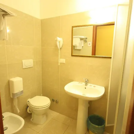 Hotel Termini 2*