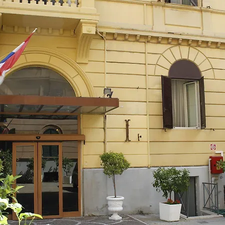 Edera 3* Roma