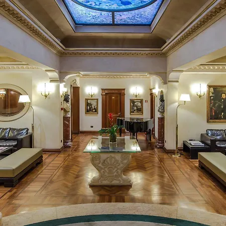 River Palace 4*