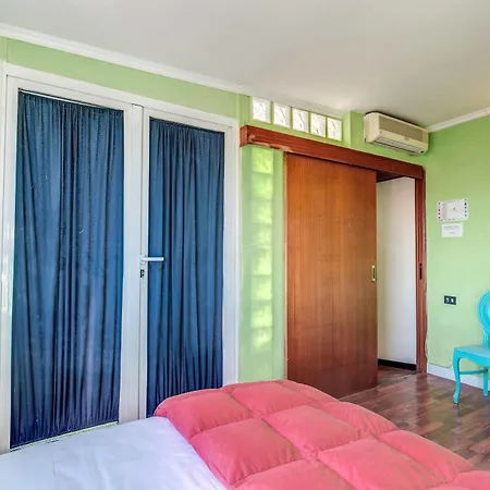 Piramide Terrace Bed & Breakfast 2*