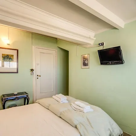 Bed & Breakfast Piramide Terrace 2*