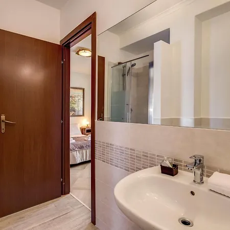Piramide Terrace Bed & Breakfast