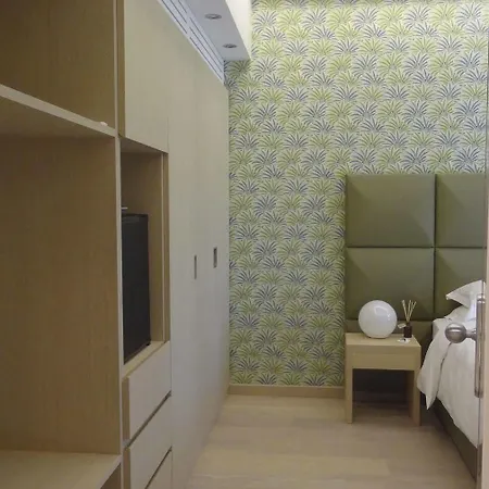 Augustana House Гостевой дом 2*
