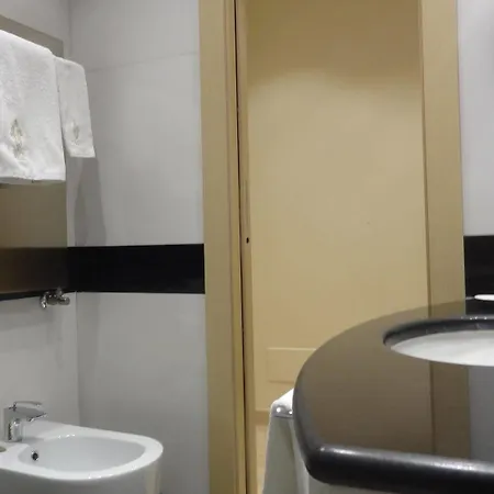 Augustana House Гостевой дом Рим