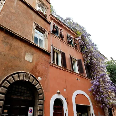 Il Glicine - Via Giulia Rome