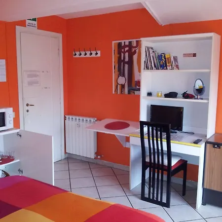 La Voliera Bed and breakfast 2*