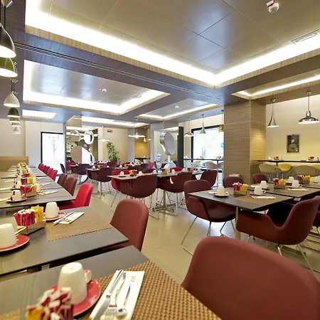 Hotel Mercure Centro Colosseo