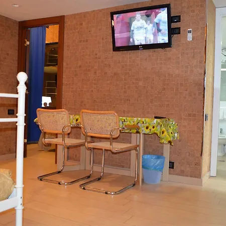 Aparthotel Candia 3*