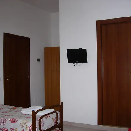 Foresteria Esercito Della Salvezza Hostel Řím