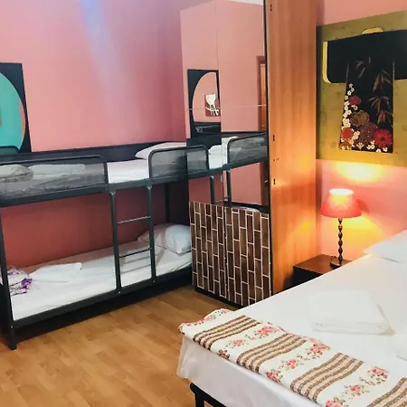 Eurostar Guest house *