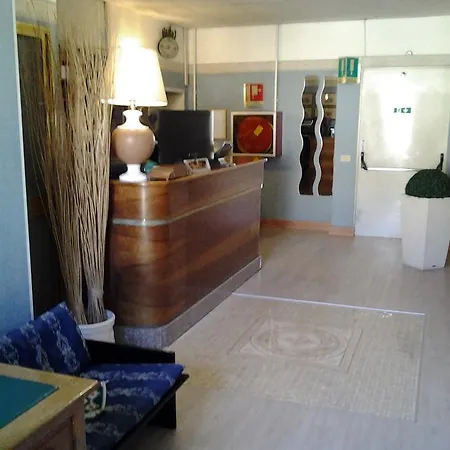 Touring Hotel 2*