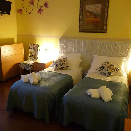 Pensión Daplace - Arena House 2*