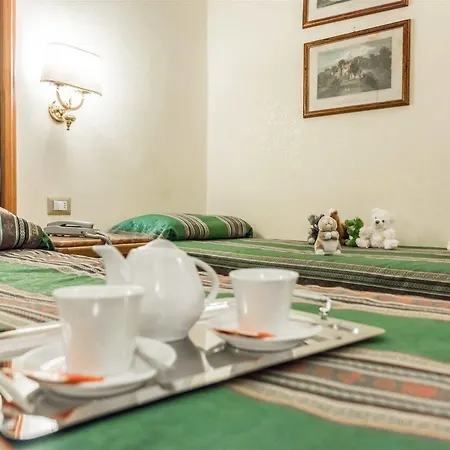 Ξενοδοχείο Raeli Archimede 4*