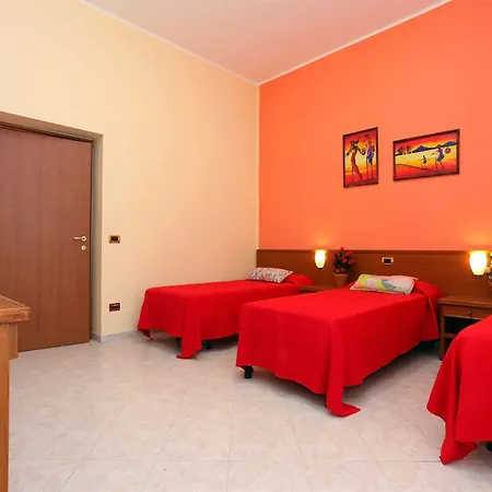 Pisa Hotel *