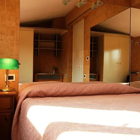 Candia 3* Rome