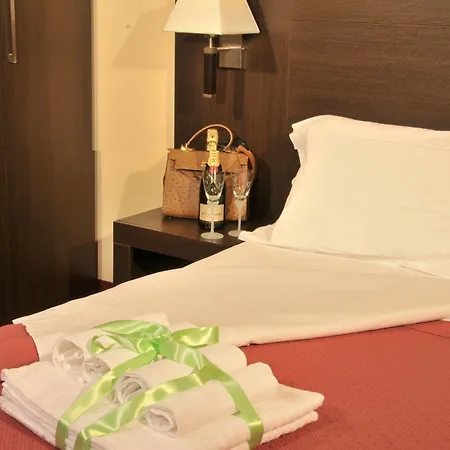 Hotel Versailles
