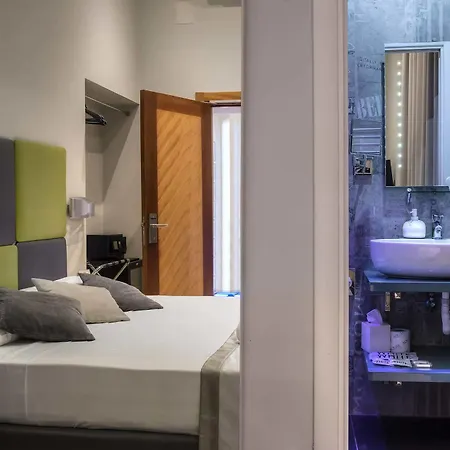 Pensionat Pantheon Caesar Relais 2*