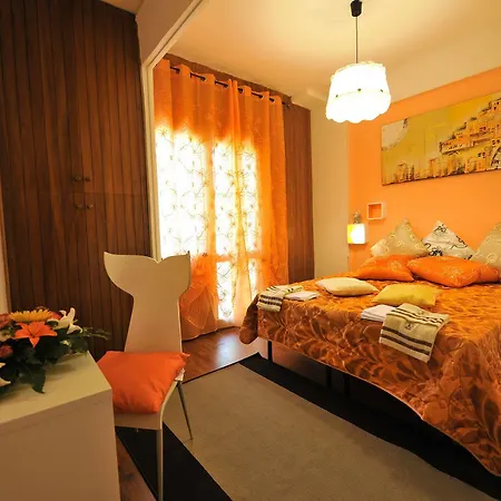 Domus Domiziana Bed & Breakfast