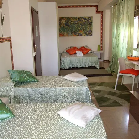 Domus Domiziana Bed & Breakfast 2*